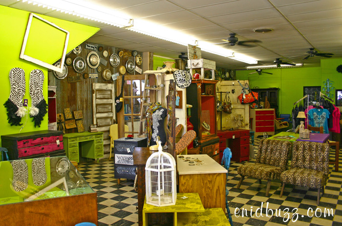 New Store Brings Funky Eclectic Vintage