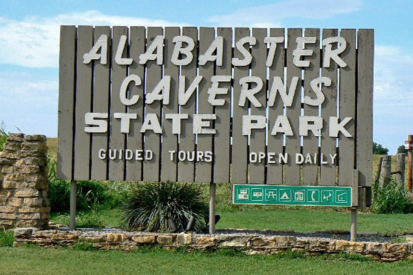 alabaster-caverns